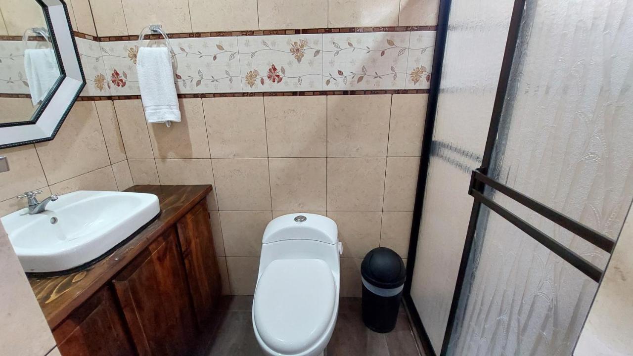El Descanso Restaurante Y Hotel Fraijanes Kültér fotó